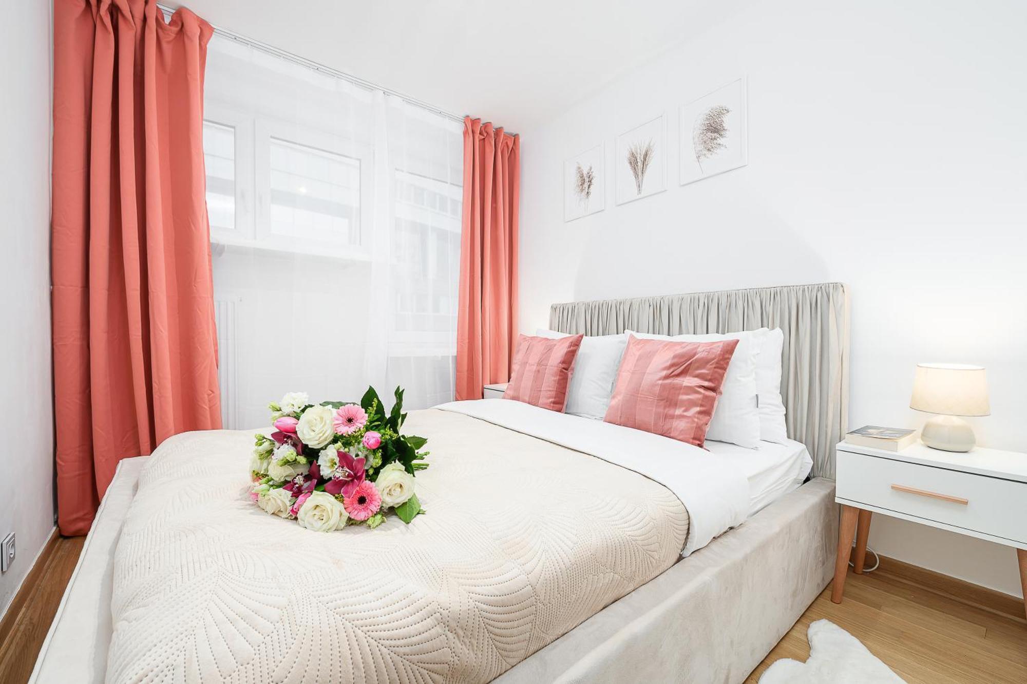 Lumina Apartment Opposite The Palace Of Culture And Science ワルシャワ エクステリア 写真