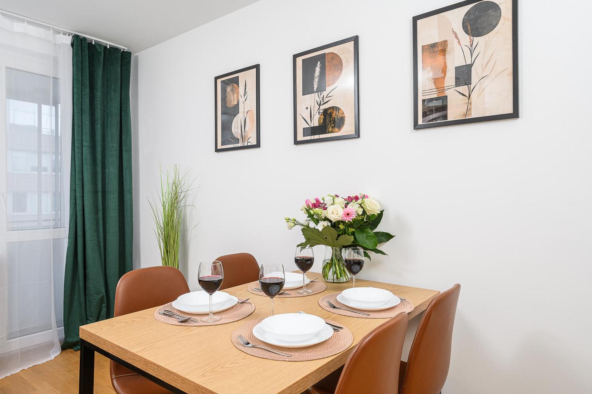 Lumina Apartment Opposite The Palace Of Culture And Science ワルシャワ エクステリア 写真
